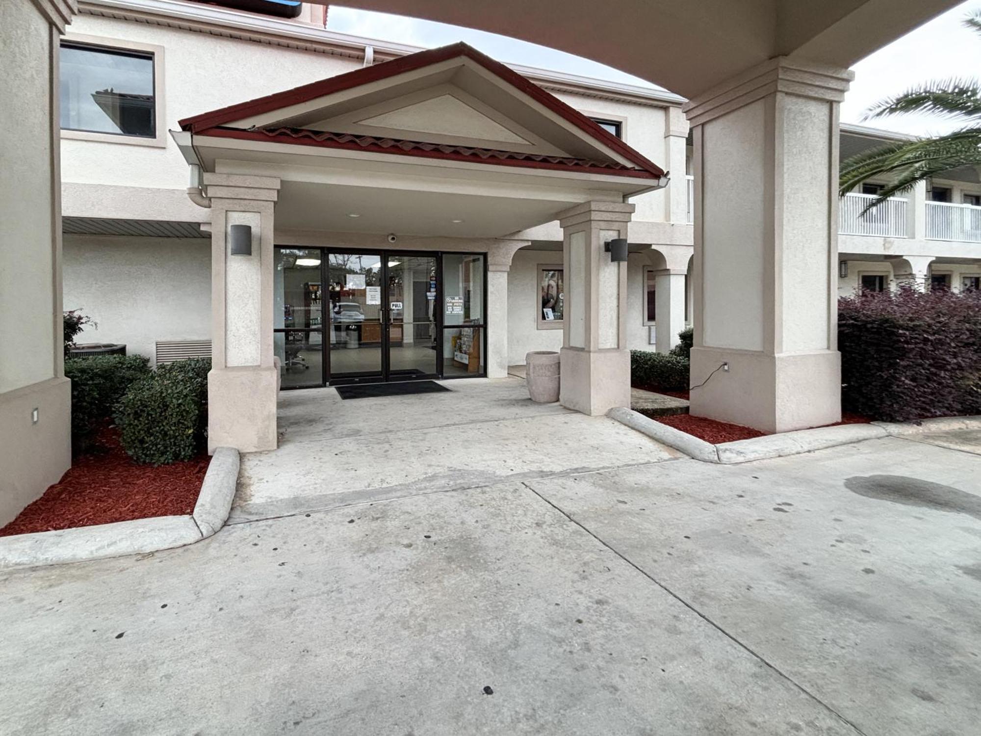 Studio 6 Sulphur La Exterior photo